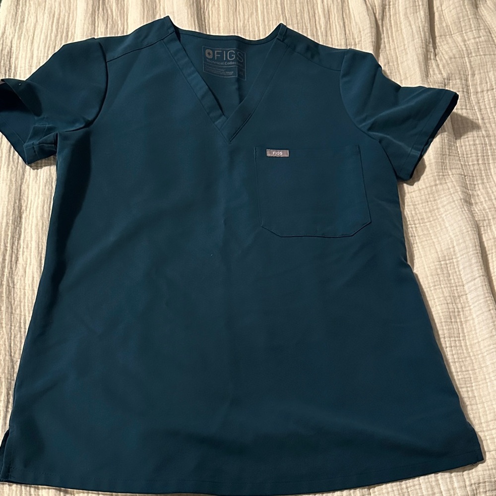 Figs Caribbean Blue Scrub Top